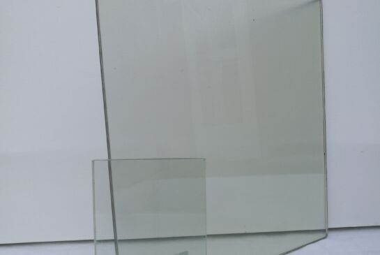 Glas met een warmte reflecterende coating