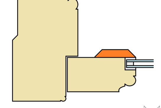 Houten raam met een glaslat aan de buitenzijde.